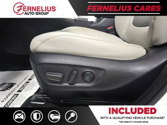 Used 2019 Toyota RAV4 Limited w/ Limited Grade Weather Package image 17