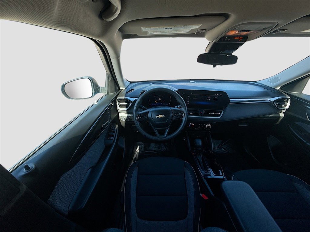 Used 2025 Chevrolet TrailBlazer LS w/ LS Convenience Package image 20