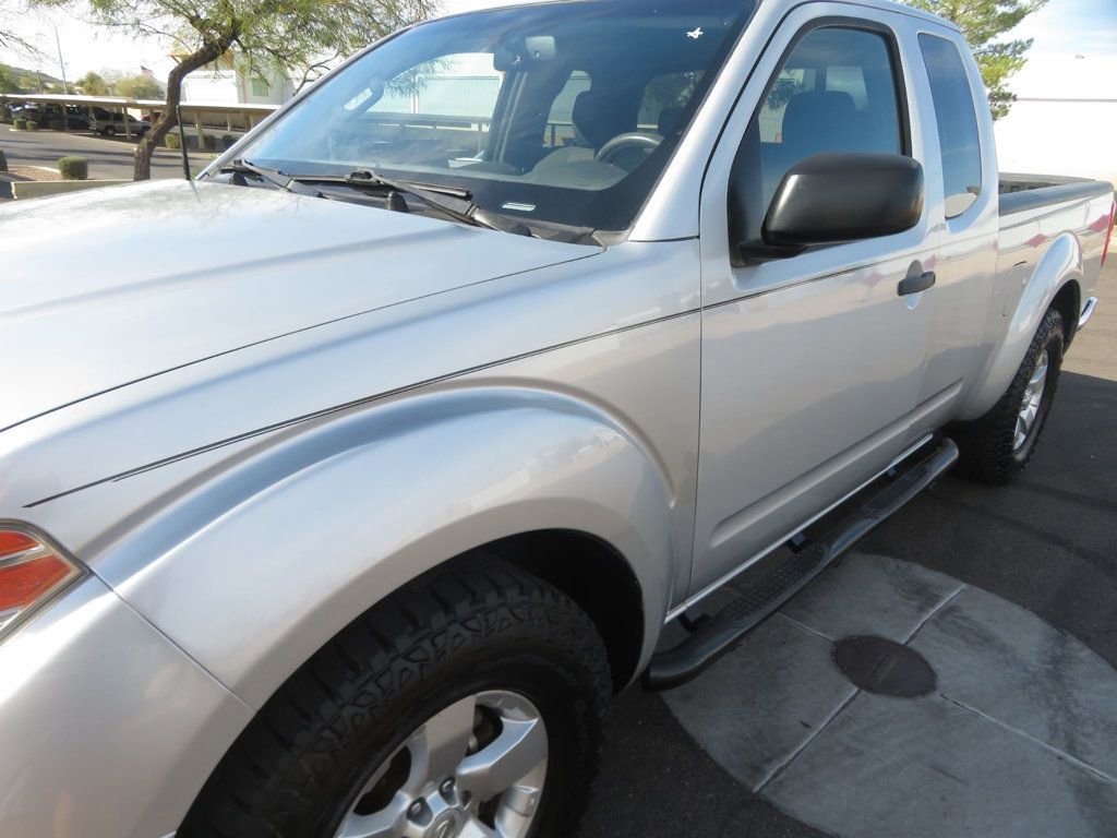 Used 2013 Nissan Frontier SV w/ SV Value Truck Pkg image 8