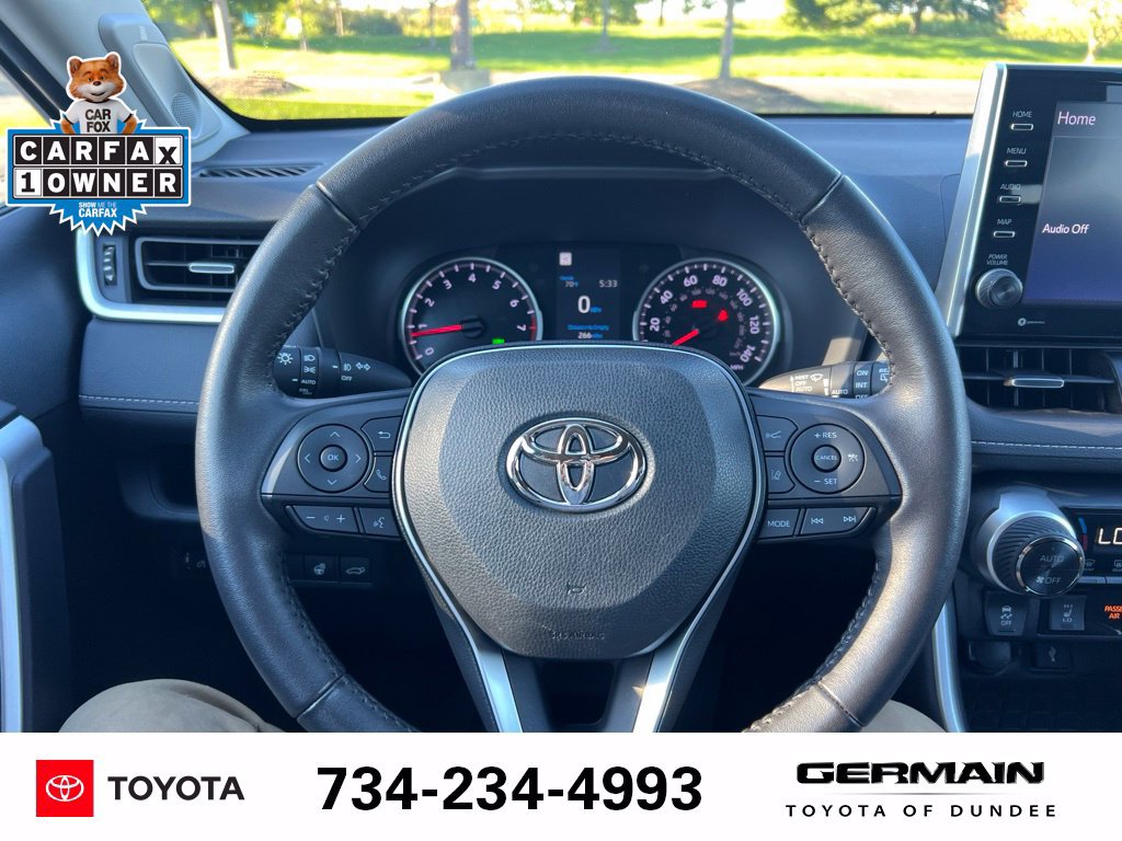 Used 2022 Toyota RAV4 XLE Premium AWD/4WD image 15