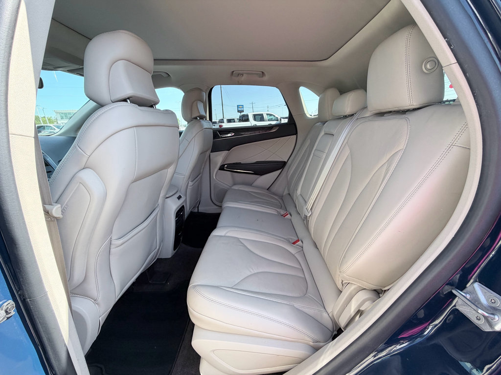 Used 2018 Lincoln MKC Reserve w/ Lincoln MKC Climate Package AWD/4WD image 28