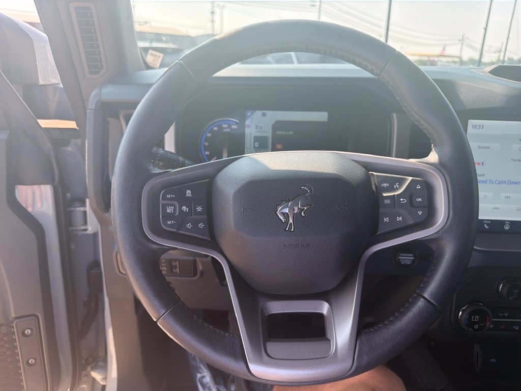 Used 2024 Ford Bronco Outer Banks AWD/4WD image 15