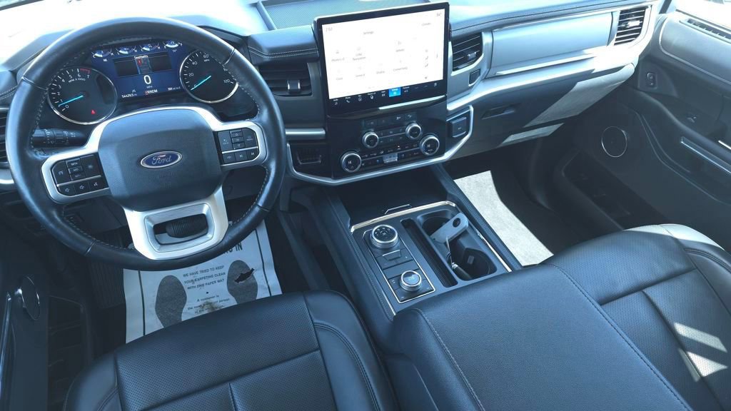 Used 2024 Ford Expedition Max XLT image 29