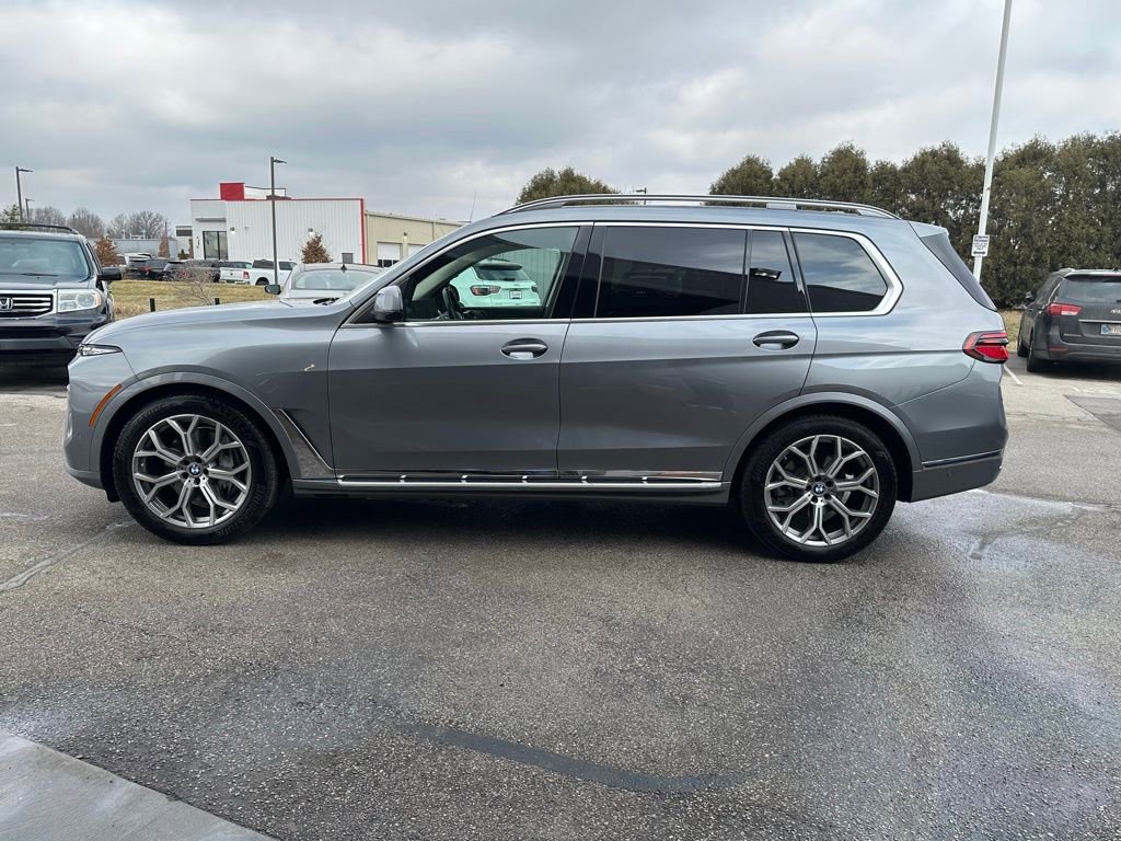 Used 2024 BMW X7 xDrive40i AWD/4WD image 4