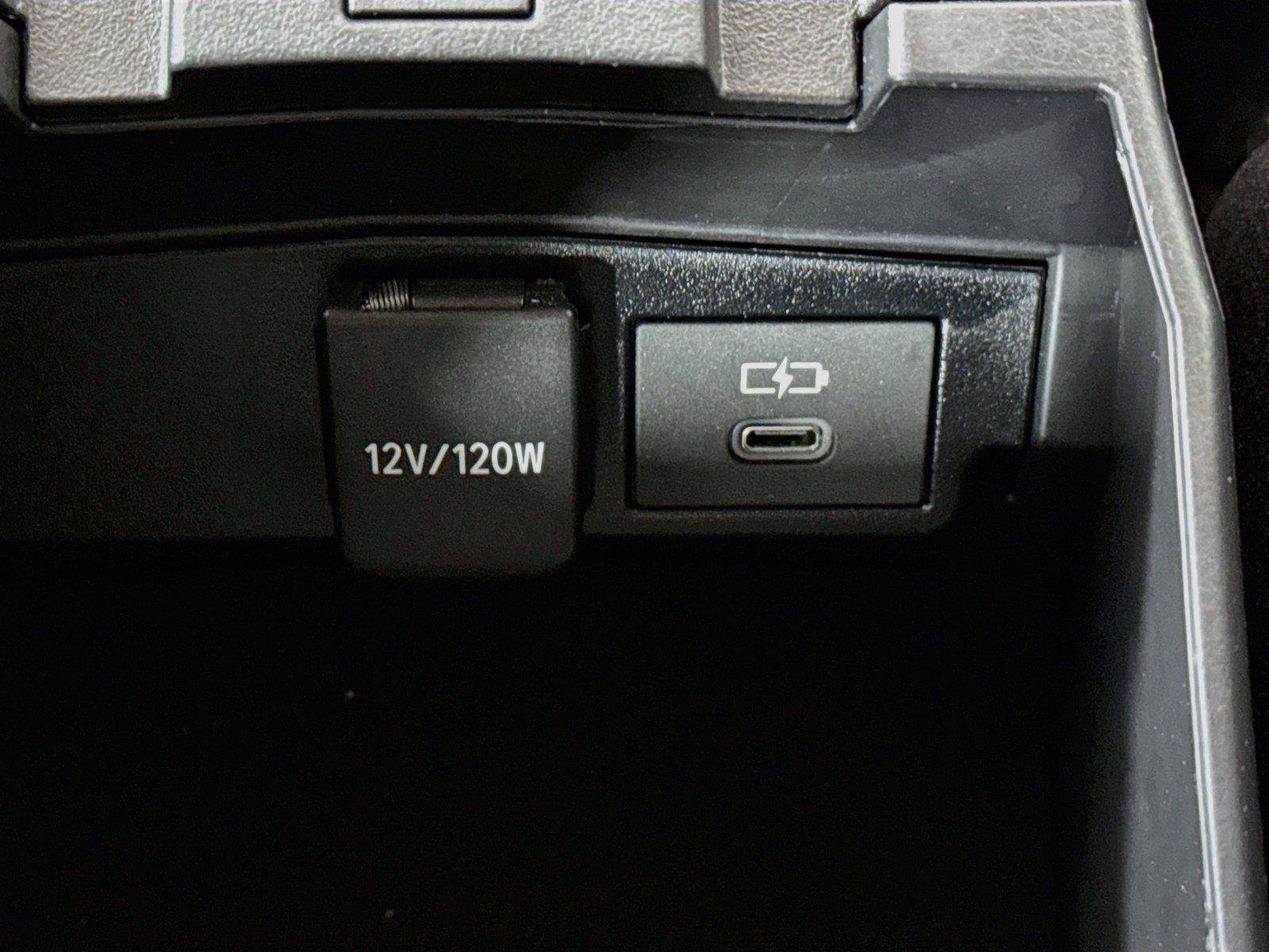 Certified 2025 Toyota Corolla LE FWD image 31