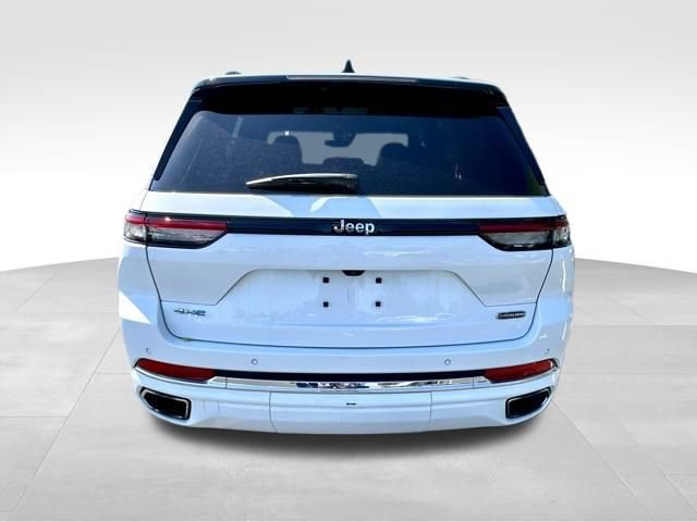 Used 2023 Jeep Grand Cherokee Overland AWD/4WD image 6