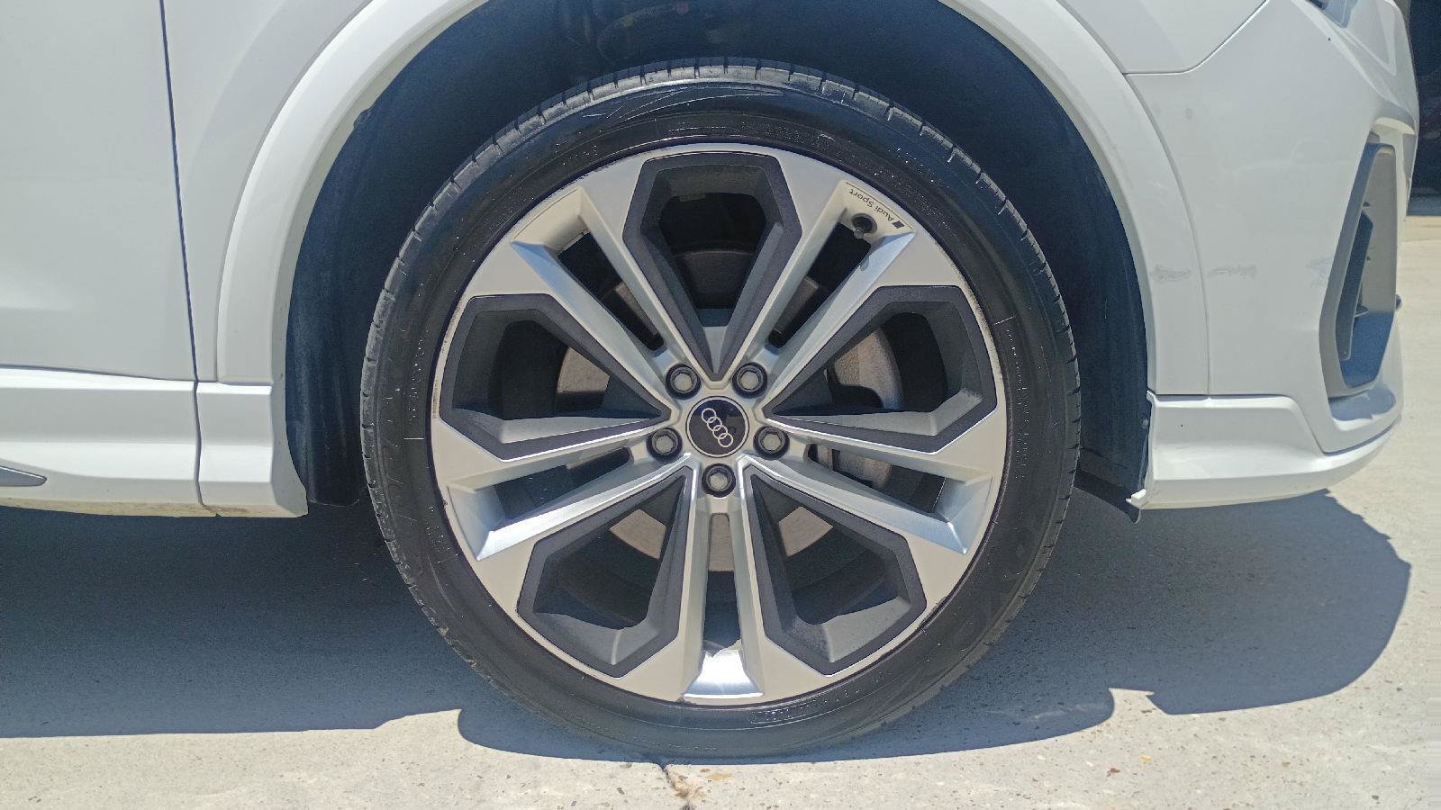 Used 2021 Audi Q3 2.0T Premium w/ Convenience Package AWD/4WD image 22