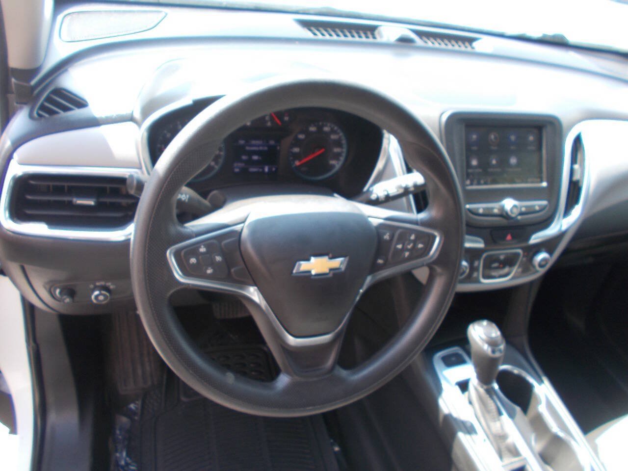 Used 2019 Chevrolet Equinox LS w/ LS Convenience Package AWD/4WD image 7