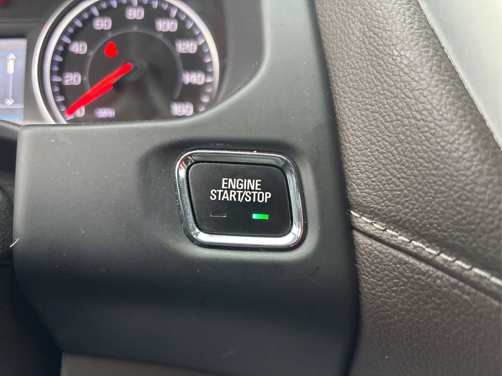 Used 2023 GMC Acadia SLE w/ Driver Convenience Package image 31