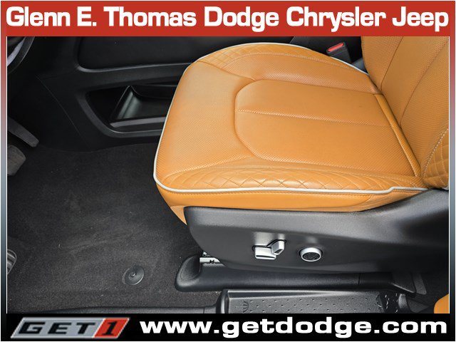 Certified 2023 Chrysler Pacifica Pinnacle FWD image 22