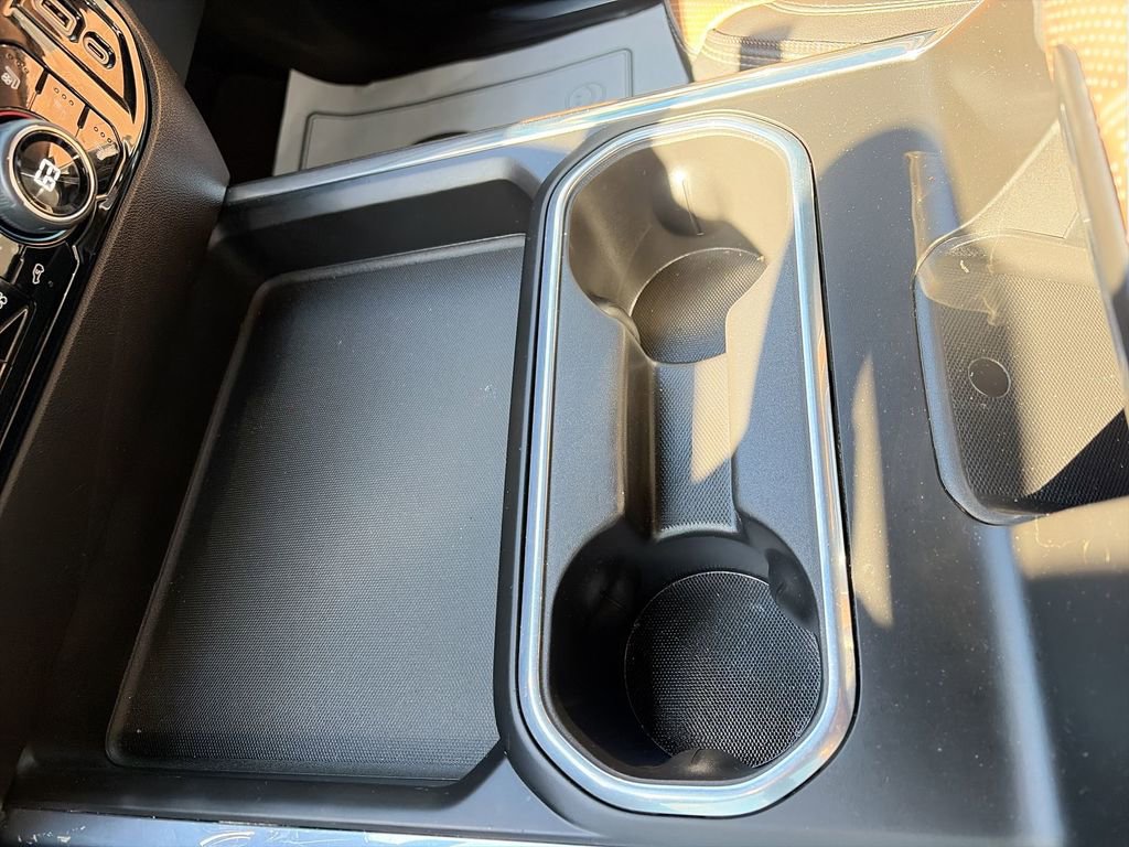 Certified 2024 Chevrolet Silverado 2500 High Country w/ High Country Premium Package image 18