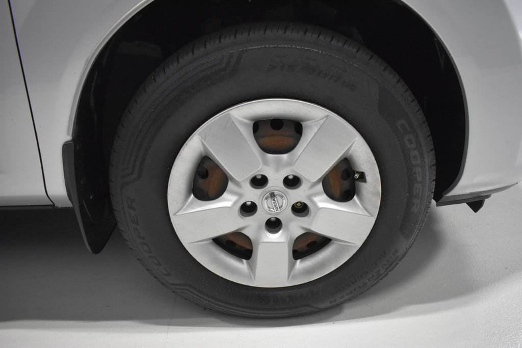 Used 2013 Nissan Rogue S FWD image 10