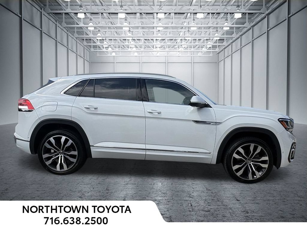 Used 2021 Volkswagen Atlas Cross Sport SEL Premium R-Line AWD/4WD image 28
