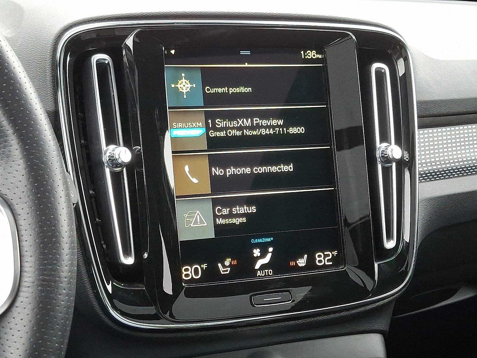 Used 2021 Volvo XC40 T5 R-Design w/ Climate Package image 18