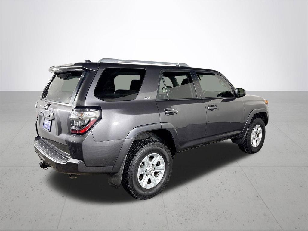 Used 2016 Toyota 4Runner SR5 image 6
