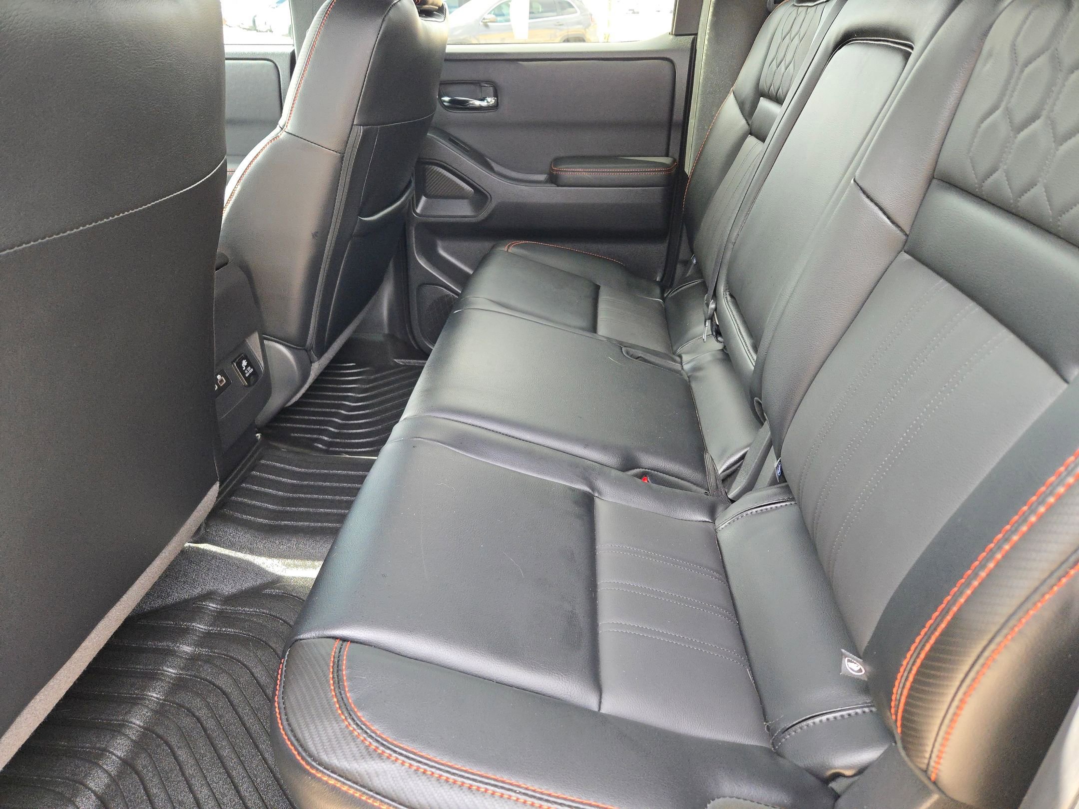 Used 2024 Nissan Frontier Pro-X w/ Pro Premium Package image 14