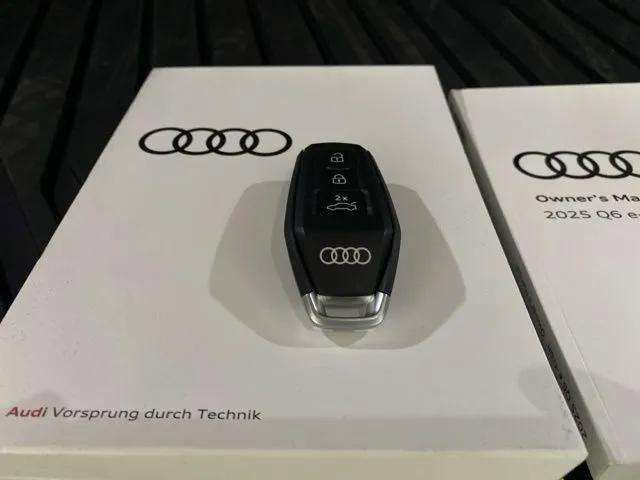 Used 2025 Audi Q6 e-tron Premium Plus w/ Premium Plus AWD/4WD image 96