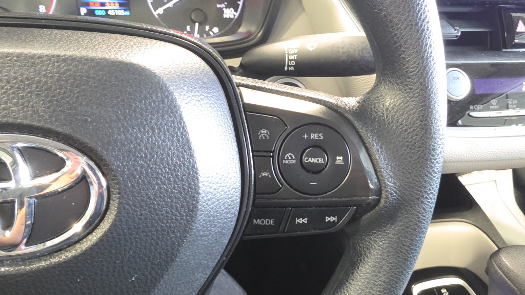 Used 2024 Toyota Corolla LE FWD image 25