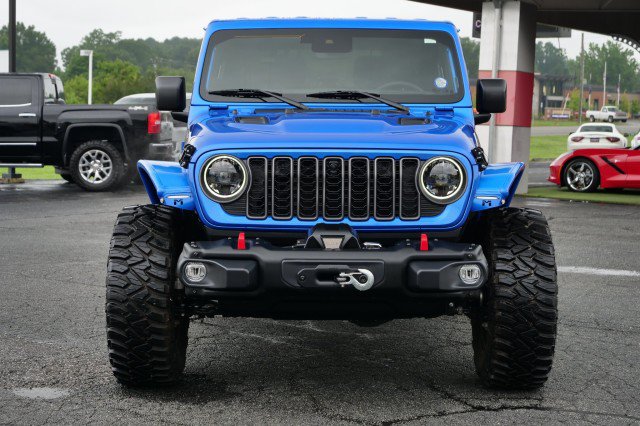 Used 2024 Jeep Wrangler Rubicon AWD/4WD image 5