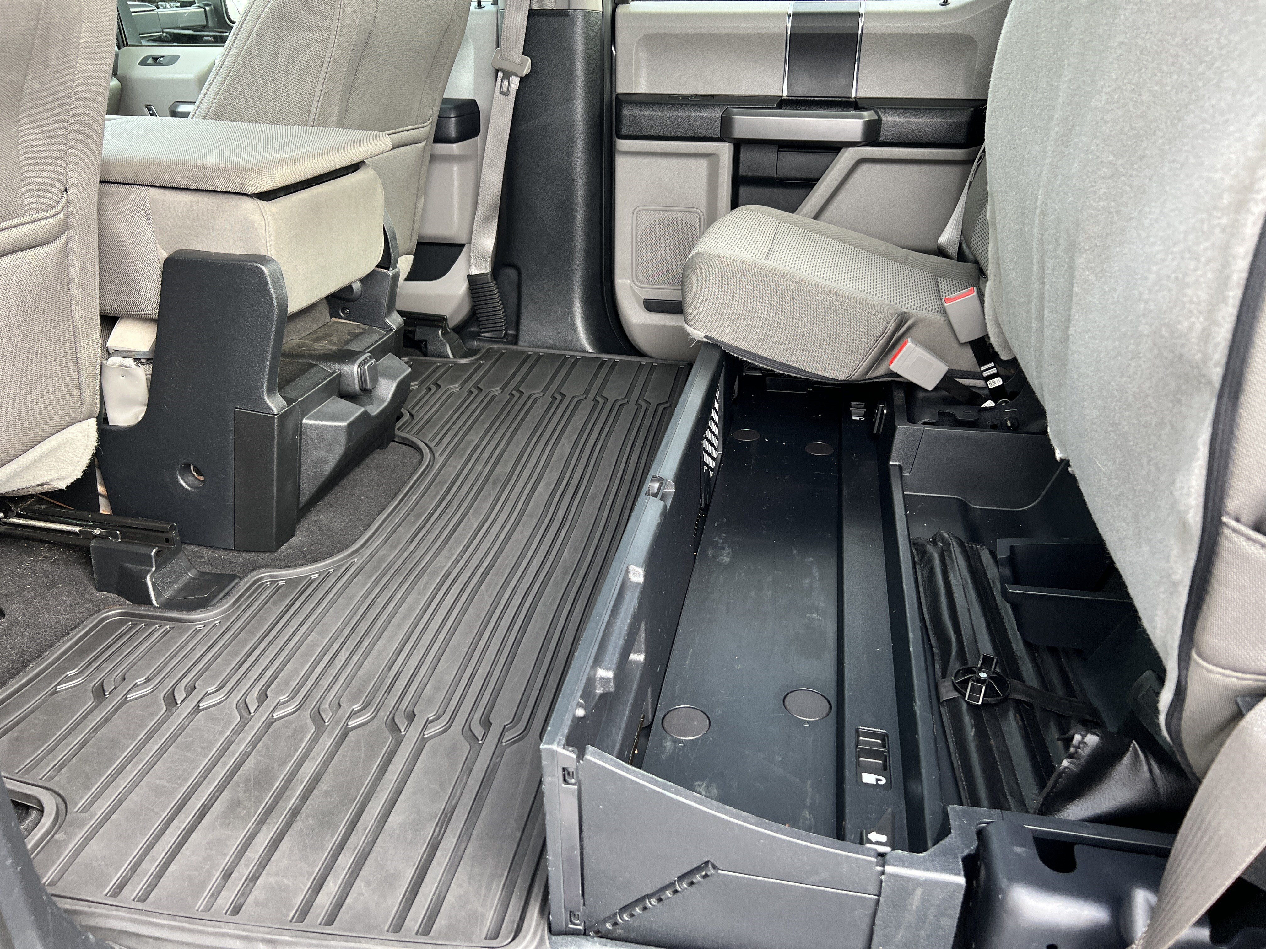 Used 2019 Ford F350 XLT w/ XLT Value Package AWD/4WD image 19