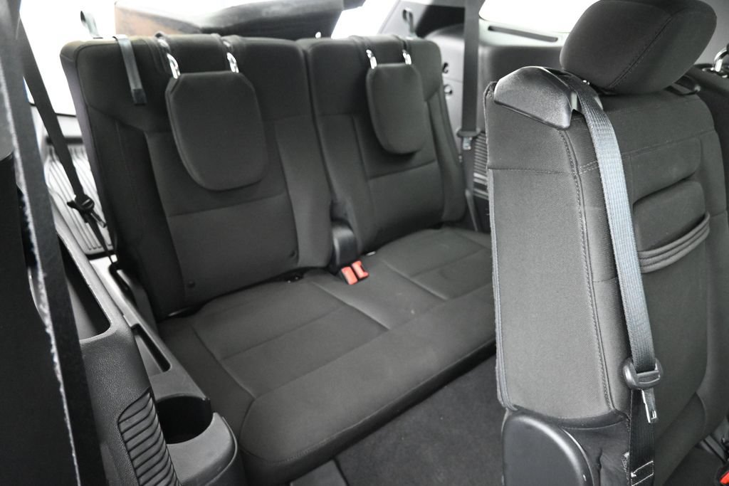 Used 2023 Ford Explorer XLT AWD/4WD image 25