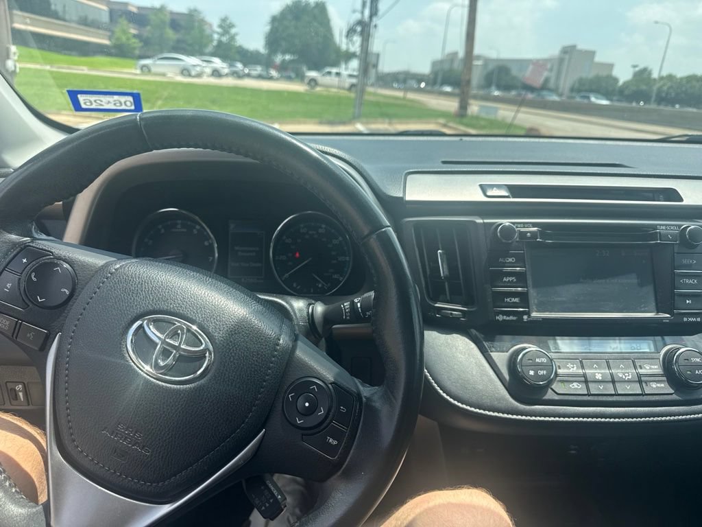 Used 2016 Toyota RAV4 XLE FWD image 15