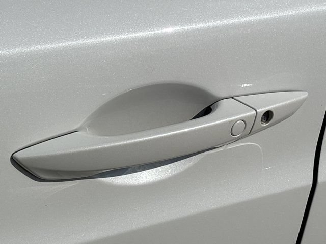 Used 2015 Acura TLX FWD image 12