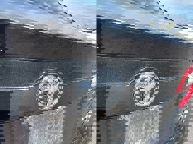 Used 2014 Toyota Camry SE FWD image 28