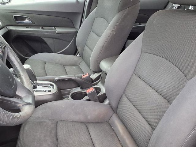 Used 2016 Chevrolet Cruze LT image 3