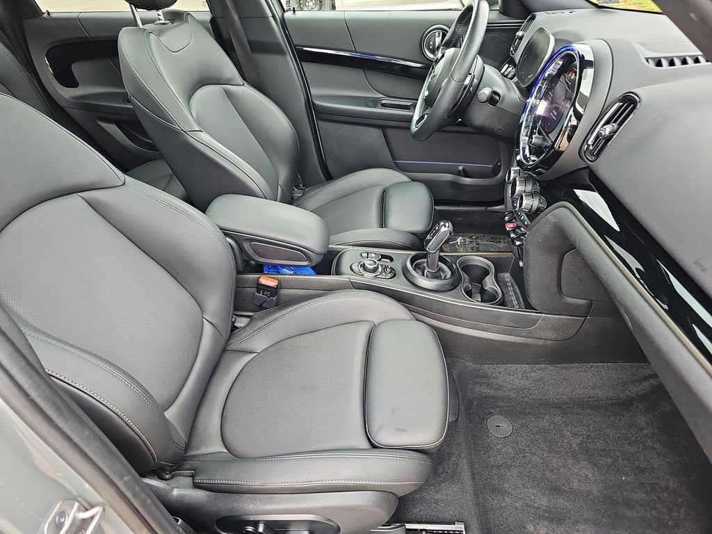 Used 2022 MINI Cooper Countryman S w/ Premium Package image 11
