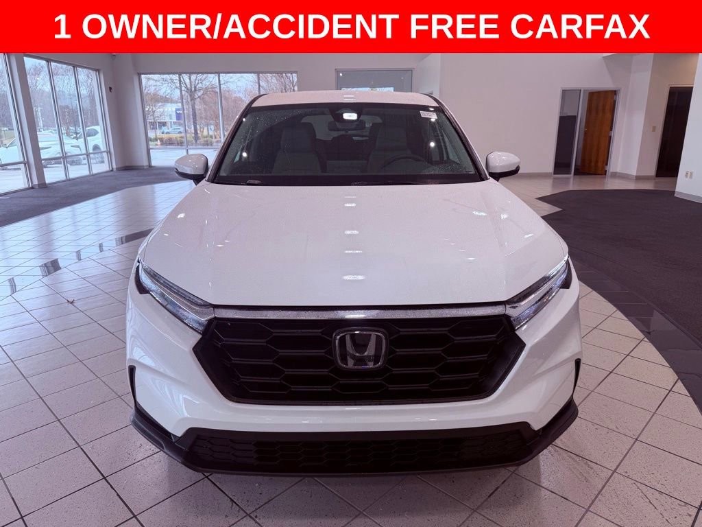 Used 2025 Honda CR-V LX image 2