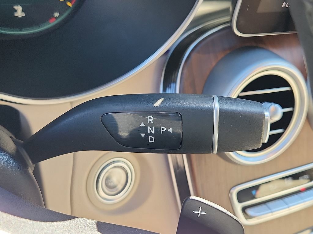 Used 2021 Mercedes-Benz GLC 300 4MATIC Coupe image 16