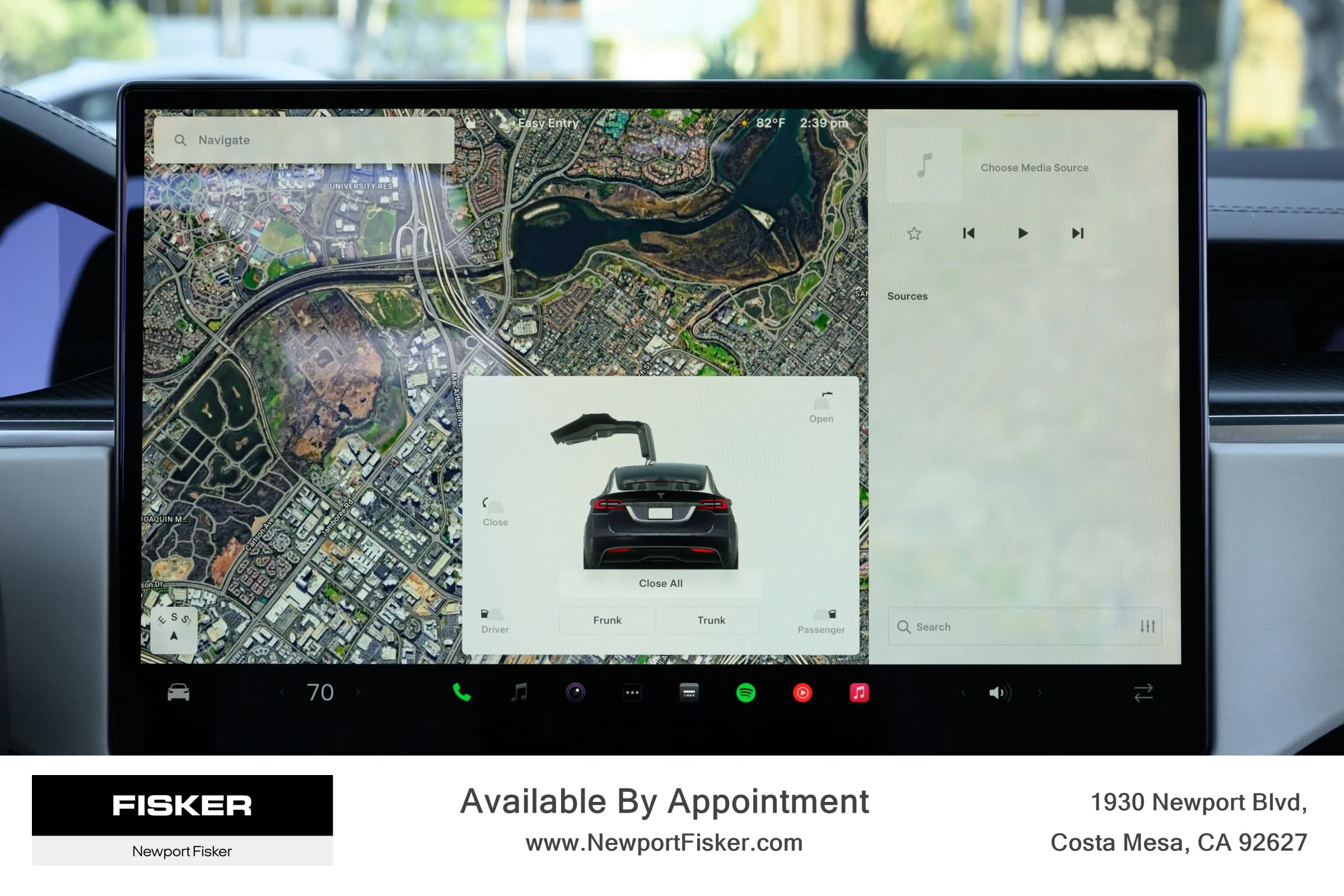 Used 2022 Tesla Model X Plaid image 24