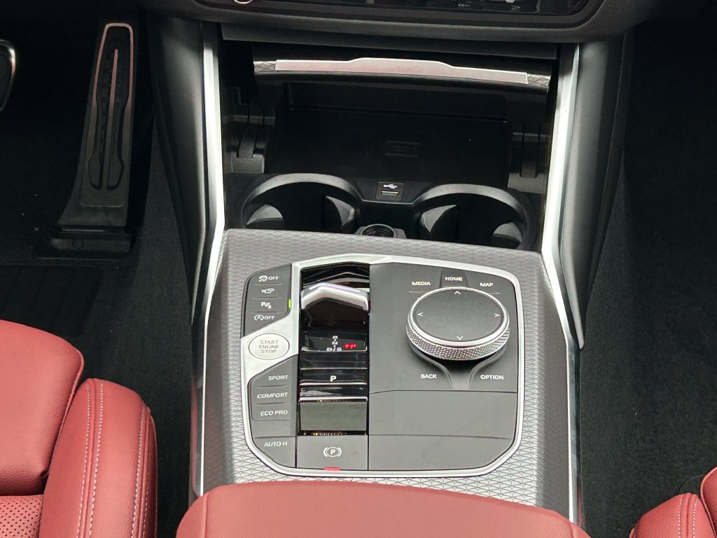 New 2026 BMW 330i Sedan w/ M Sport Package RWD image 27