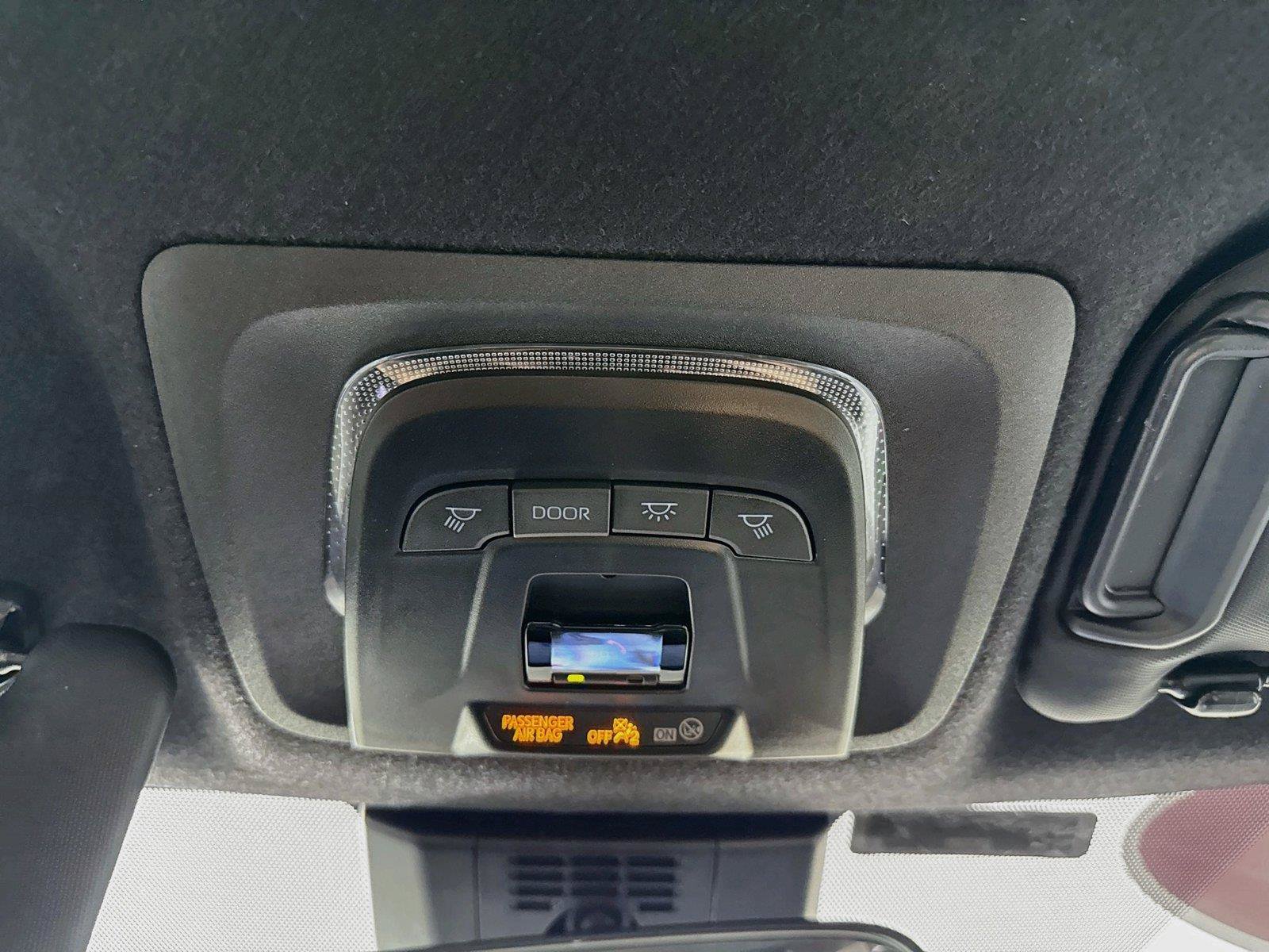 Certified 2026 Toyota Corolla SE FWD image 6
