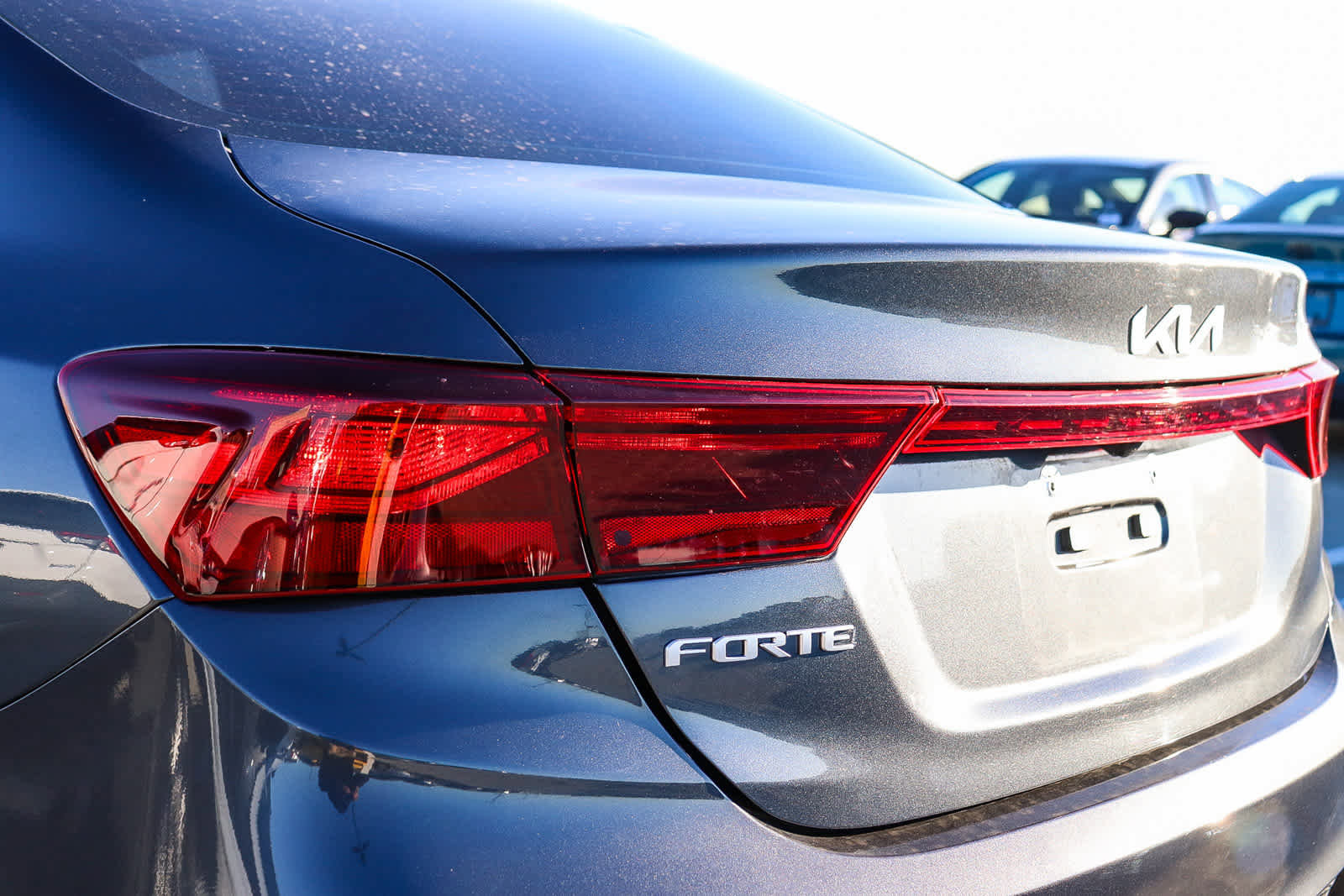 Used 2022 Kia Forte LXS image 9