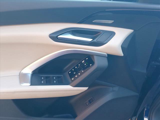 New 2025 Audi Q5 Prestige image 16