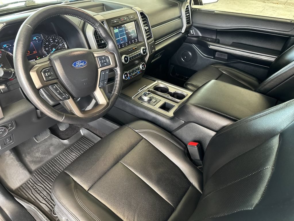 Used 2019 Ford Expedition Max XLT w/ Equipment Group 202A RWD image 26