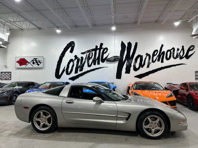 Used 2000 Chevrolet Corvette Coupe w/ Memory Pkg image 9