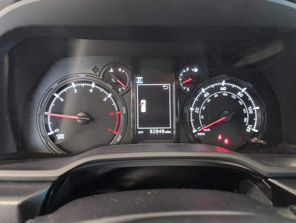 Used 2020 Toyota 4Runner SR5 Premium w/ Moonroof Package AWD/4WD image 13