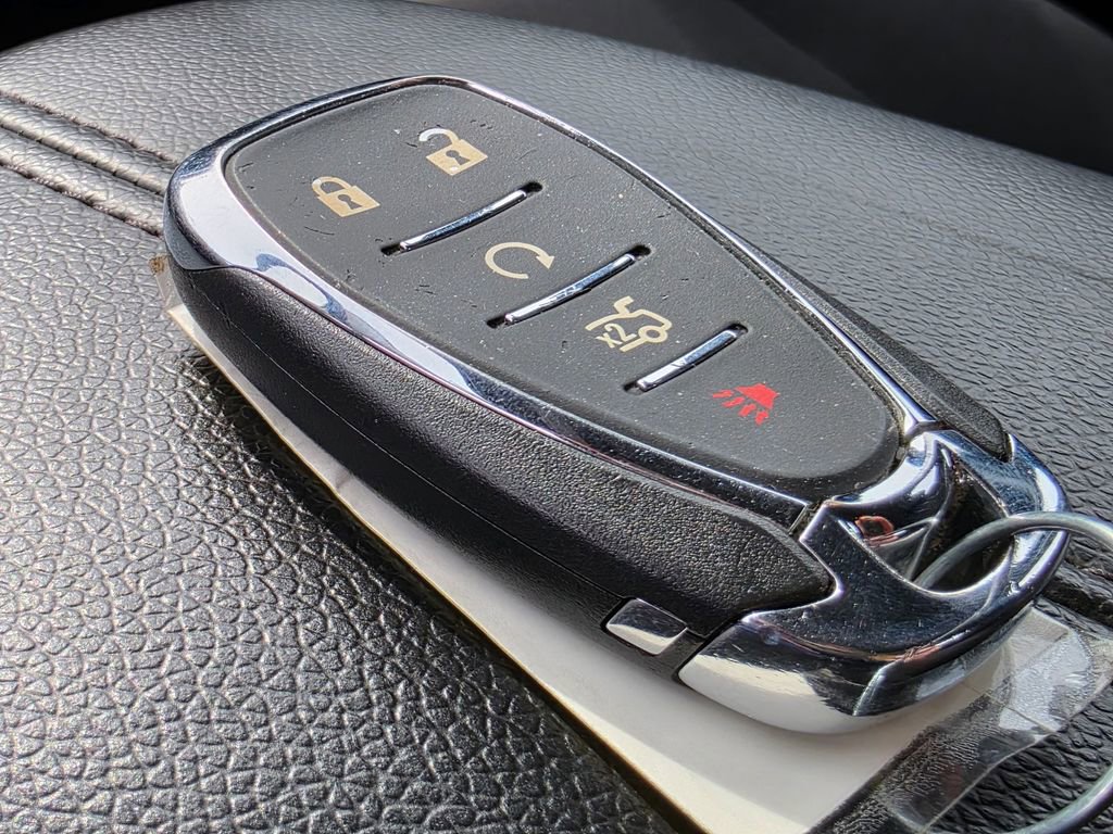 Used 2025 Chevrolet Malibu LT image 28