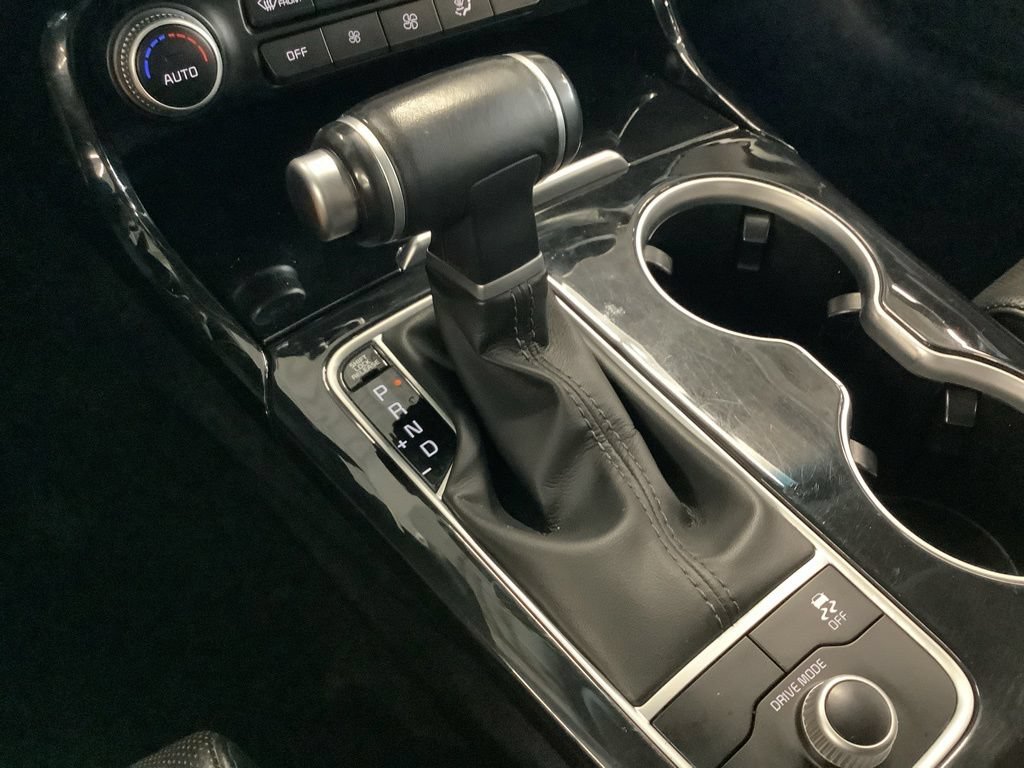Used 2019 Kia Stinger AWD/4WD image 18