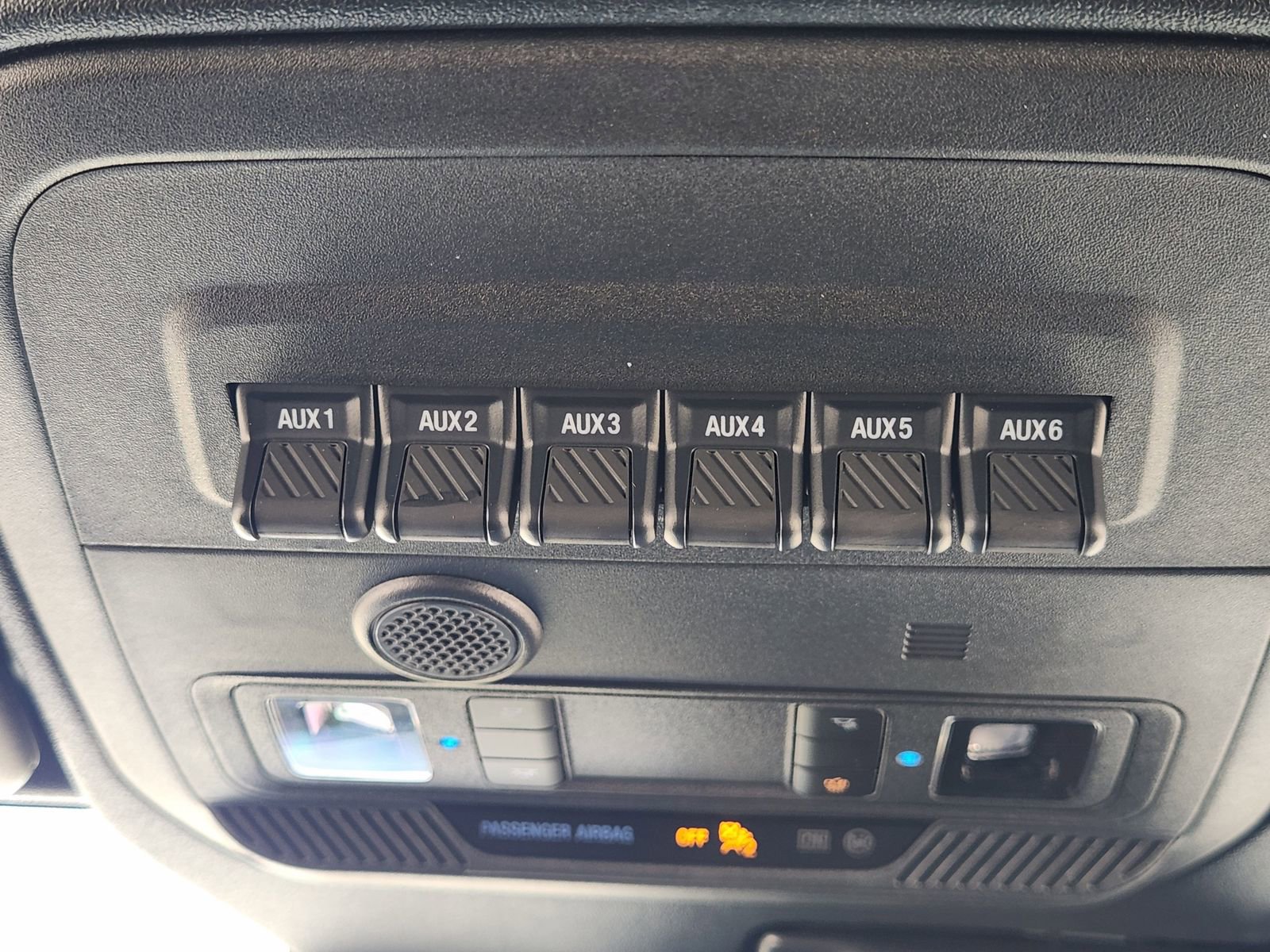 Used 2025 Ford Bronco Badlands AWD/4WD image 21