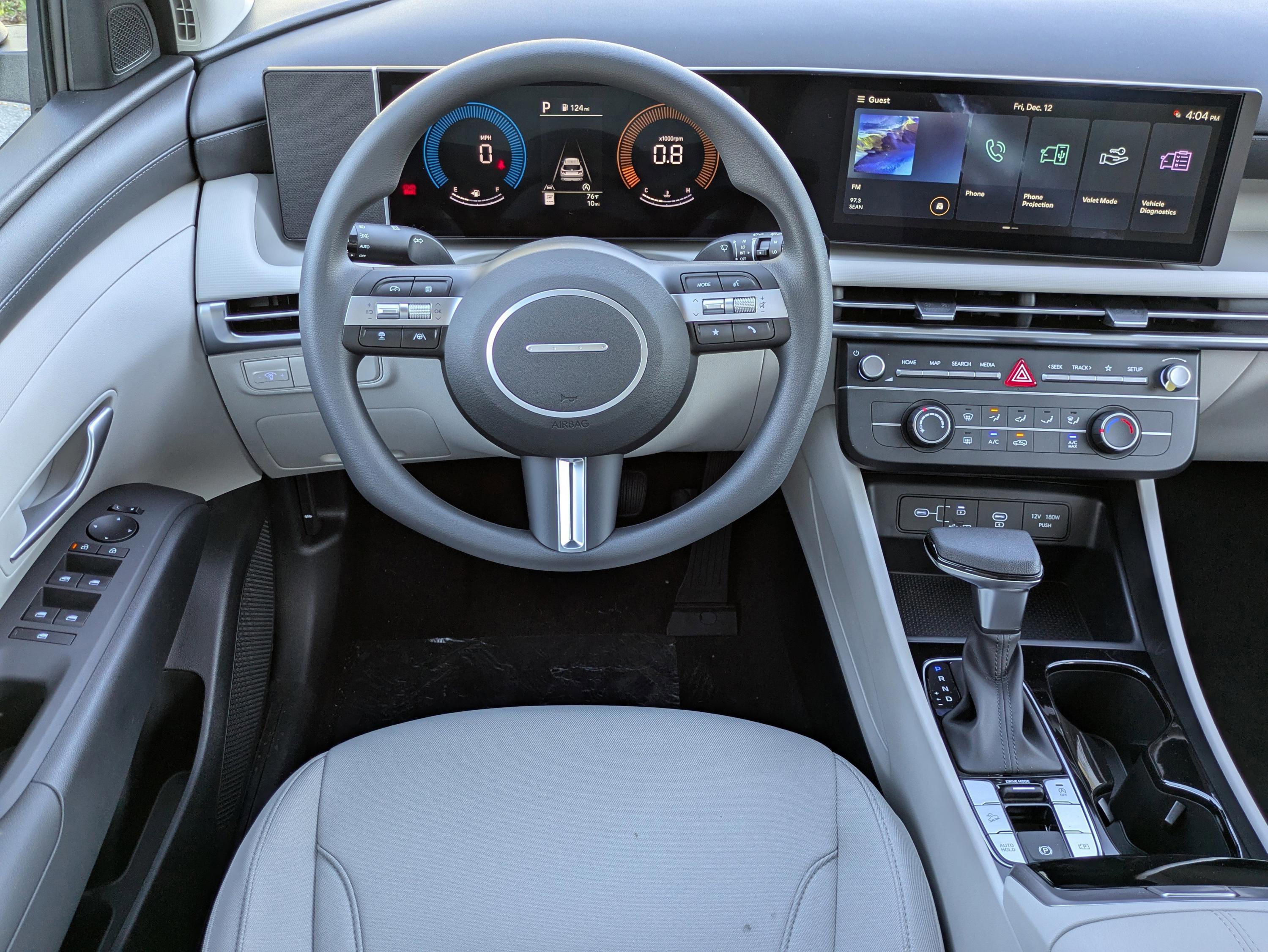 New 2026 Hyundai Tucson SE image 22