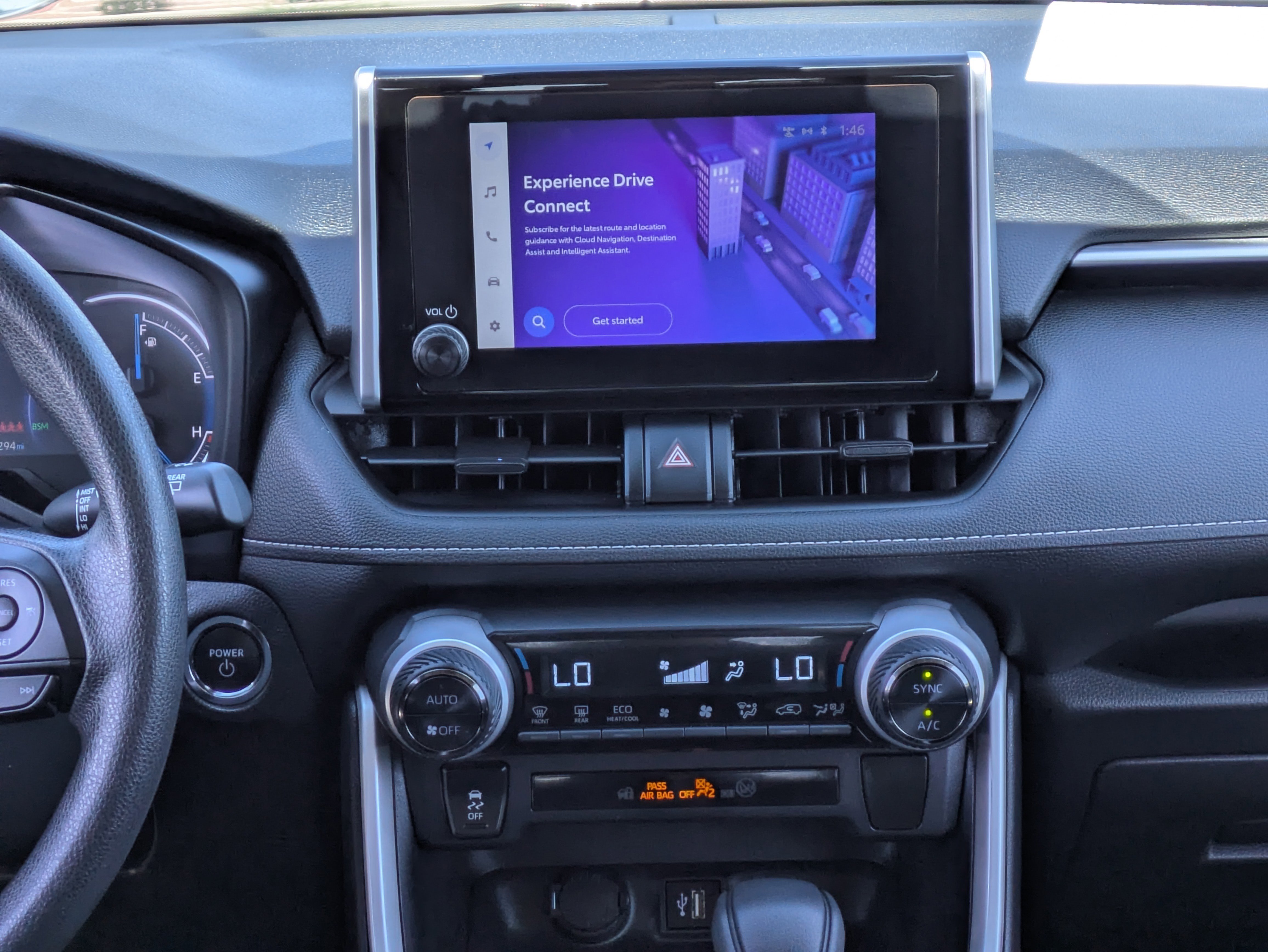 Used 2025 Toyota RAV4 XLE AWD/4WD image 19