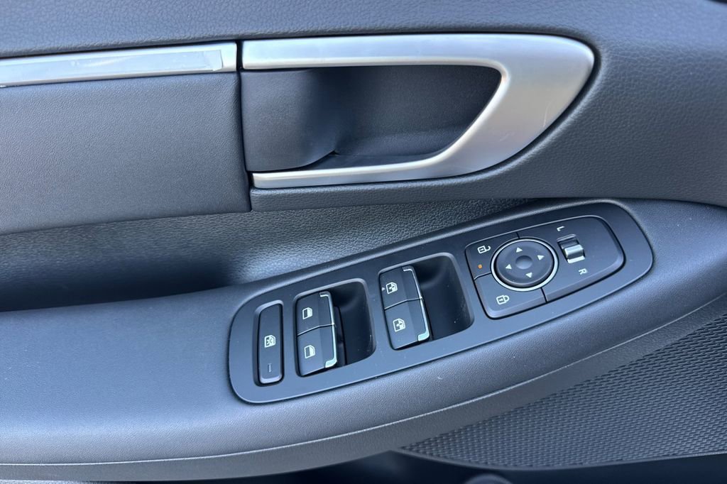 New 2026 Hyundai Sonata SEL FWD image 8