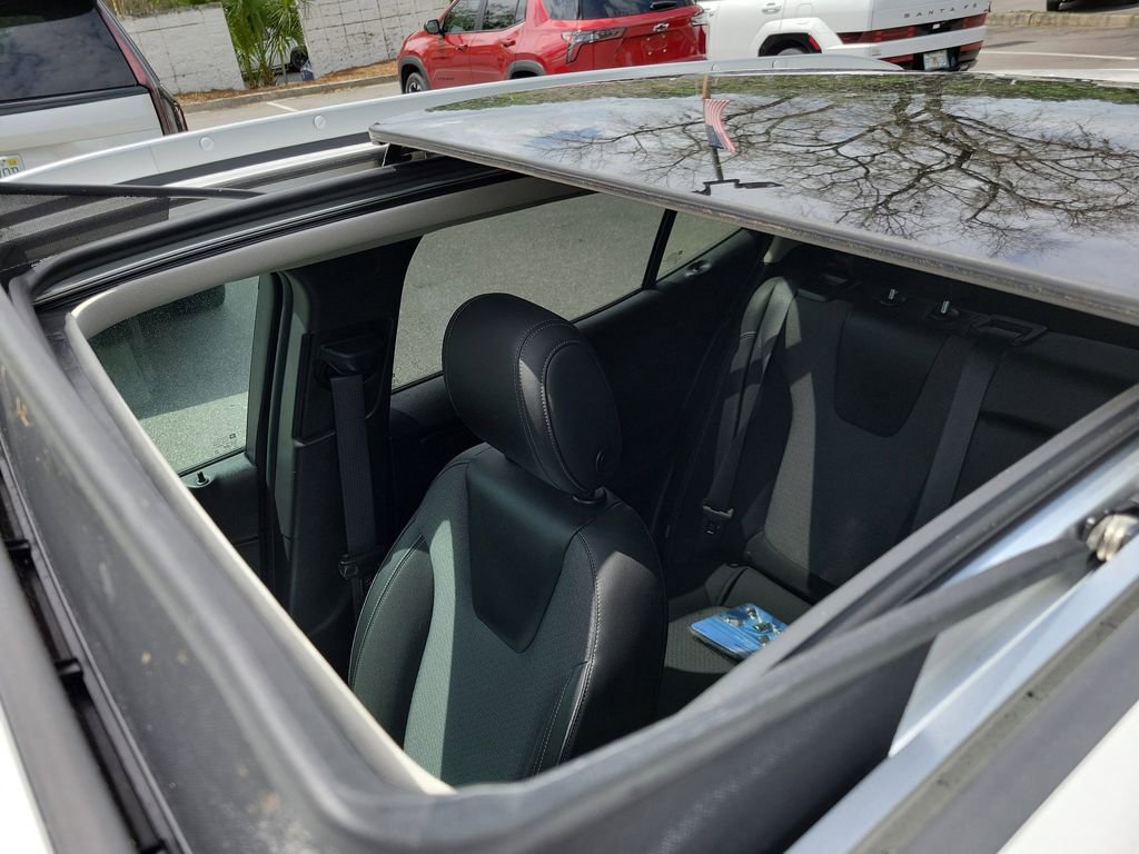 Certified 2022 Buick Encore GX Select w/ Experience Buick Package image 24