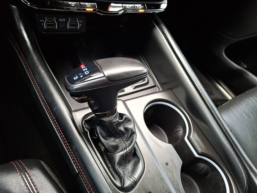 Used 2022 Dodge Durango R/T w/ Blacktop Package AWD/4WD image 17
