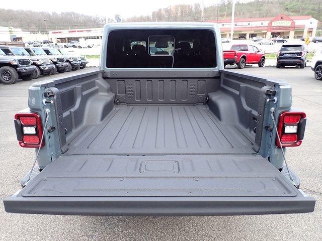 New 2026 Jeep Gladiator Sport AWD/4WD image 6
