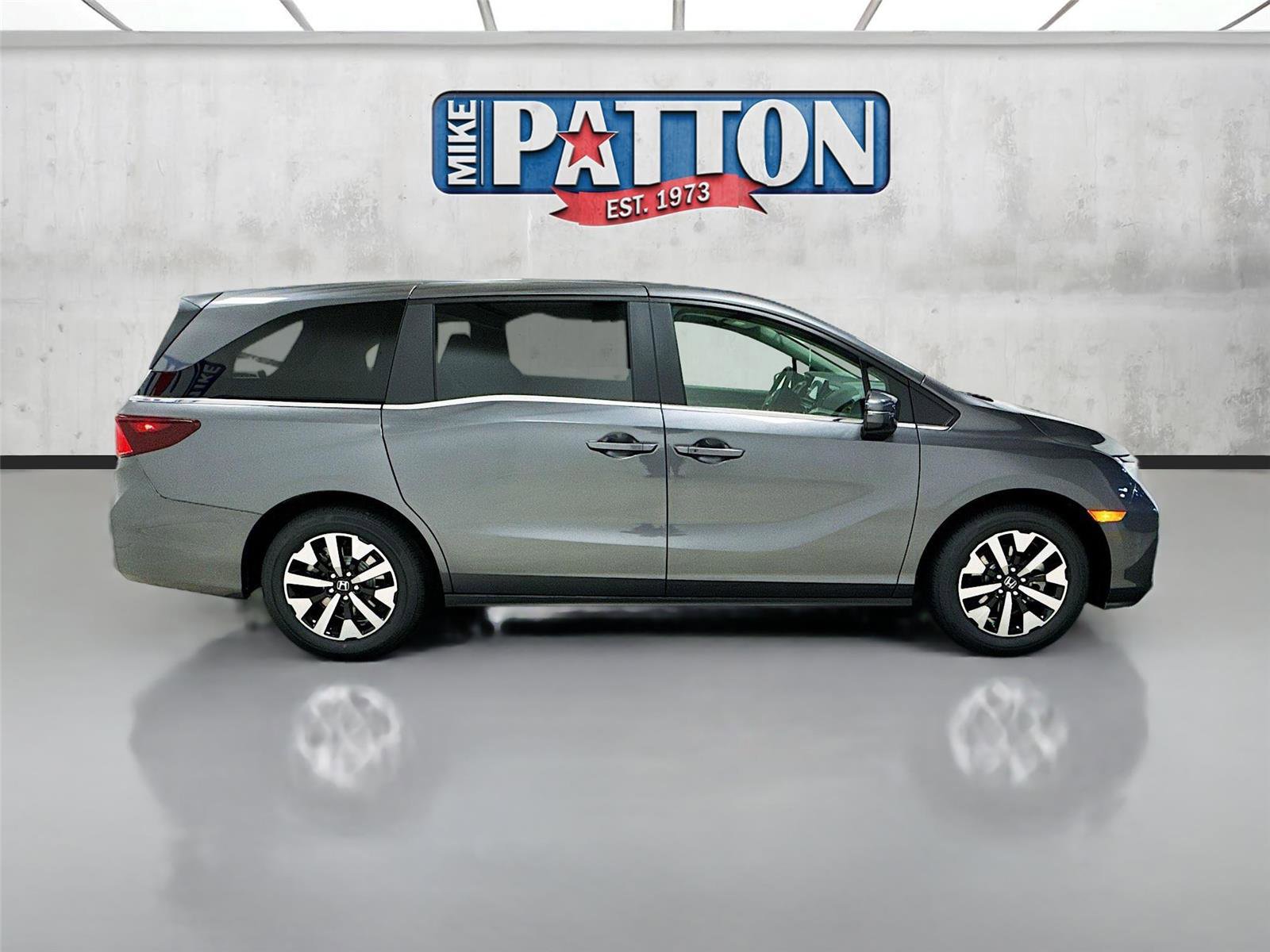 New 2026 Honda Odyssey EX-L image 8